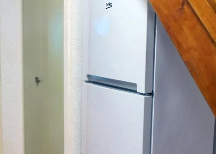 Appartamento Comfortable With Pool Facing The Sea